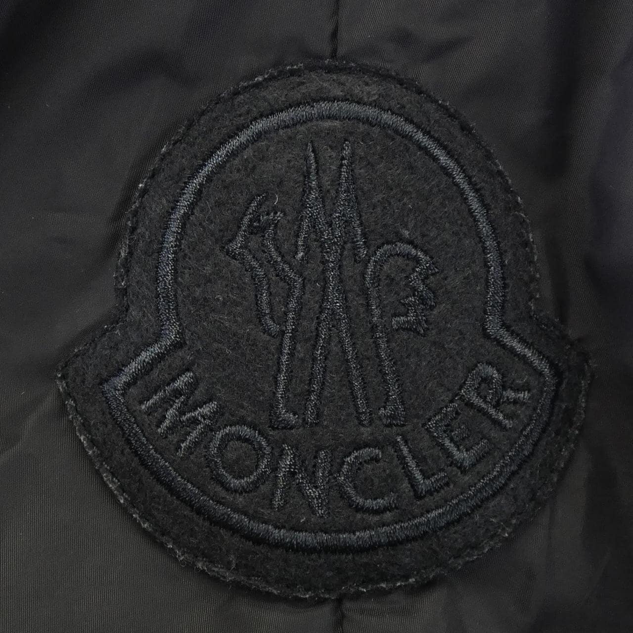 MONCLER蒙克勒·布盧森