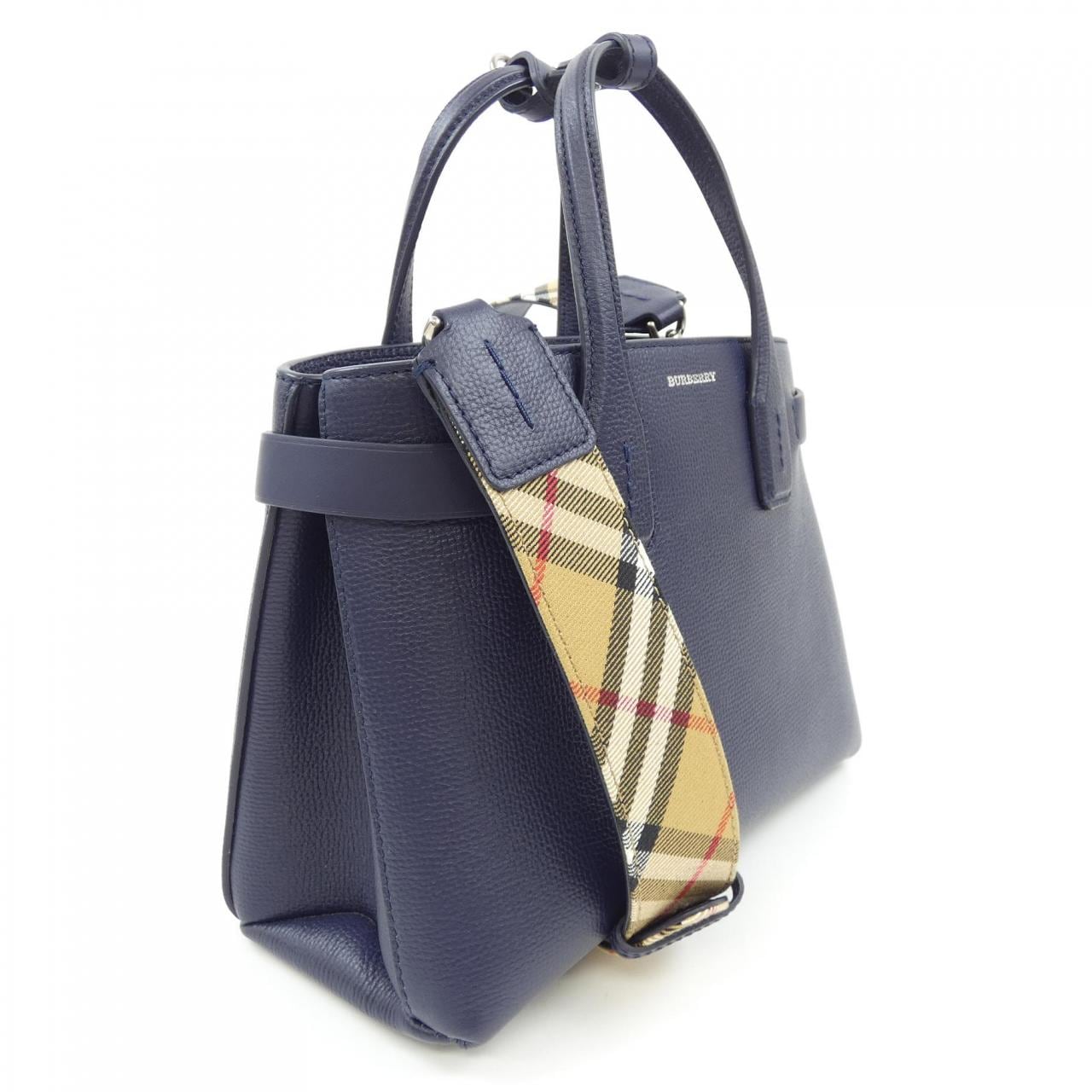 BURBERRY包