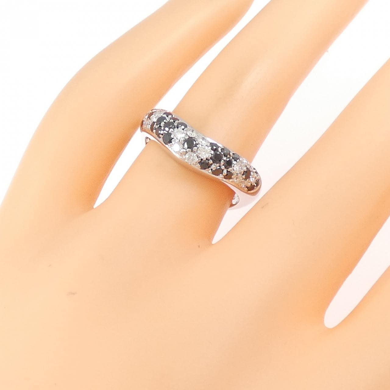 750WG ダイヤモンド リング