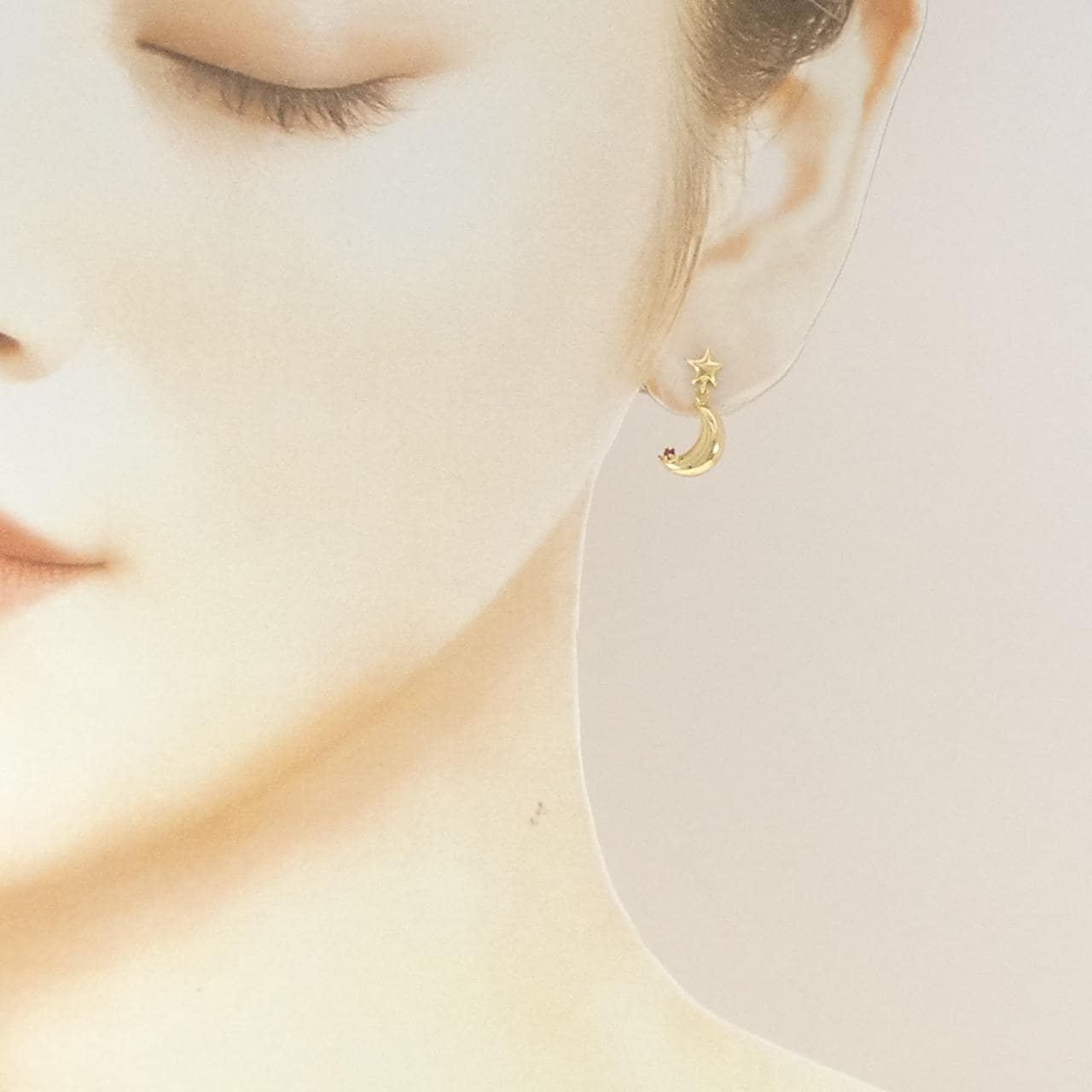 K18YG スター×ムーン ルビー ピアス