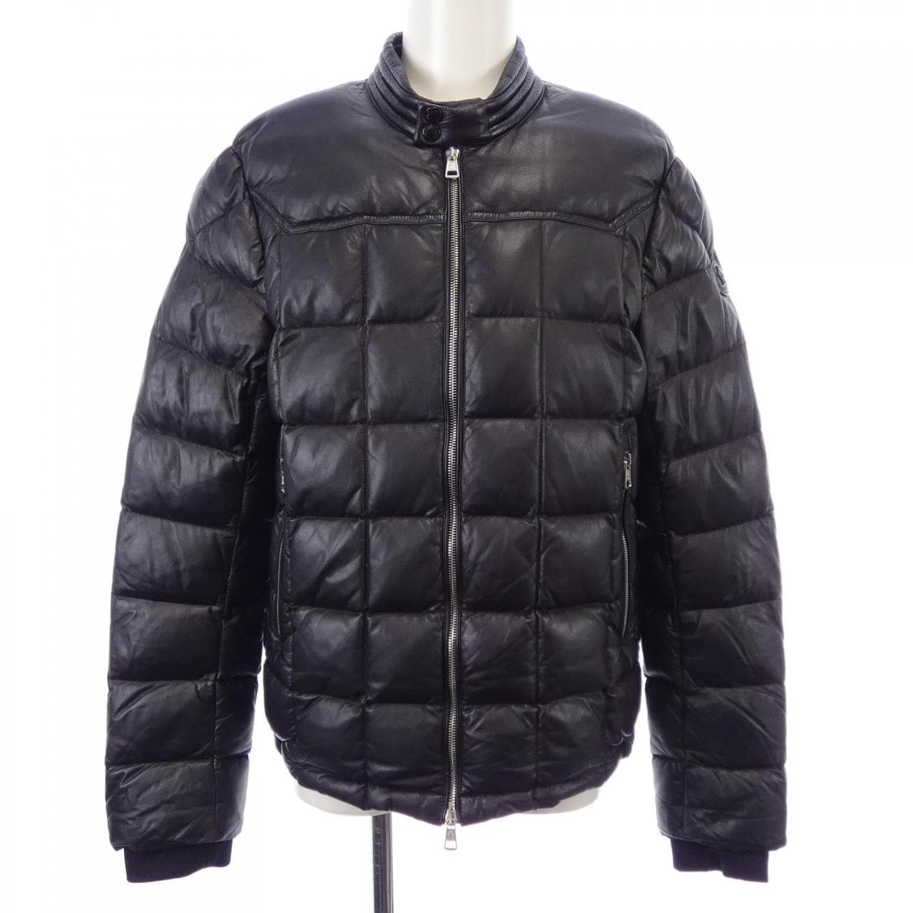 モンクレール MONCLER CHARENTE ダウンジャケット