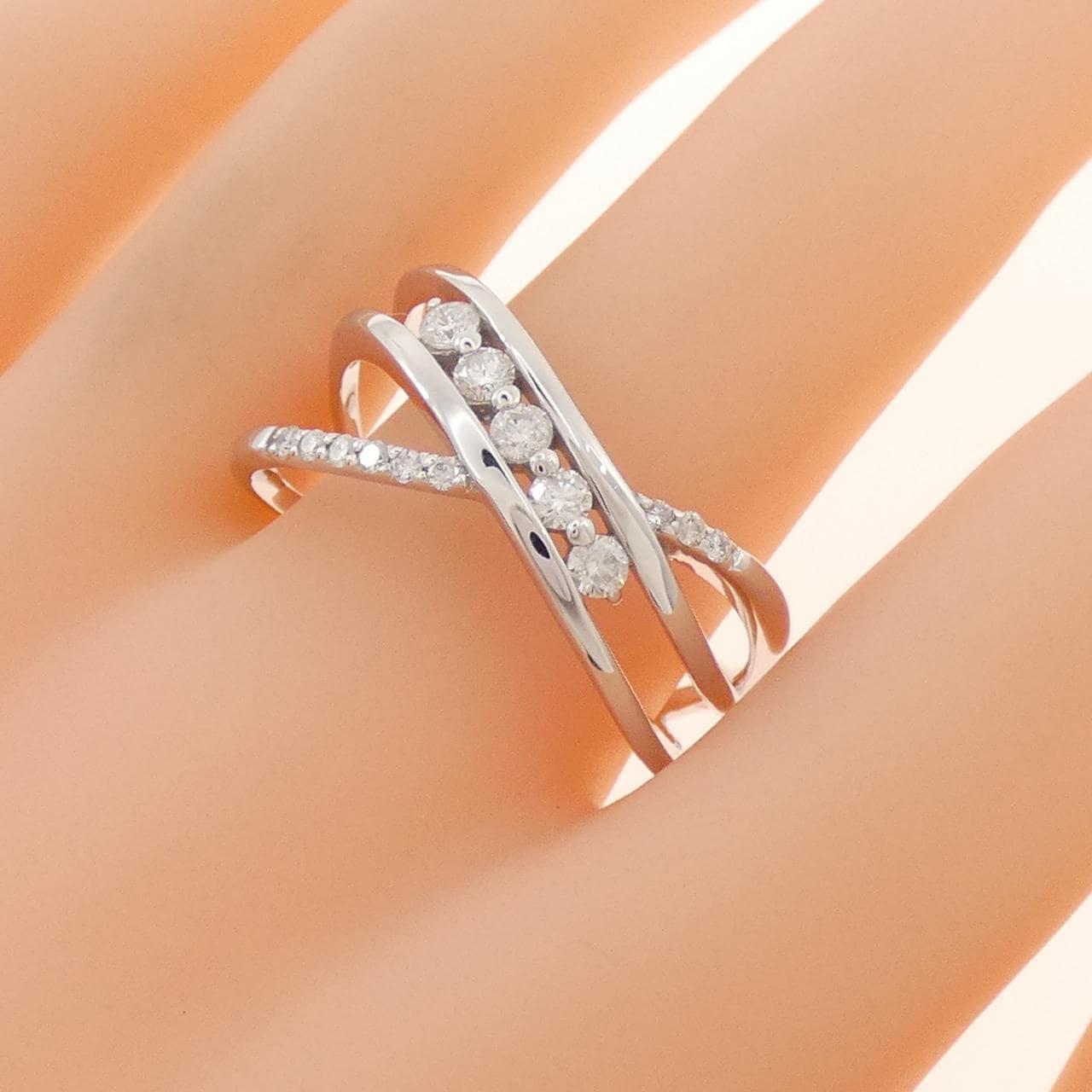 K18WG ダイヤモンド リング 0.45CT
