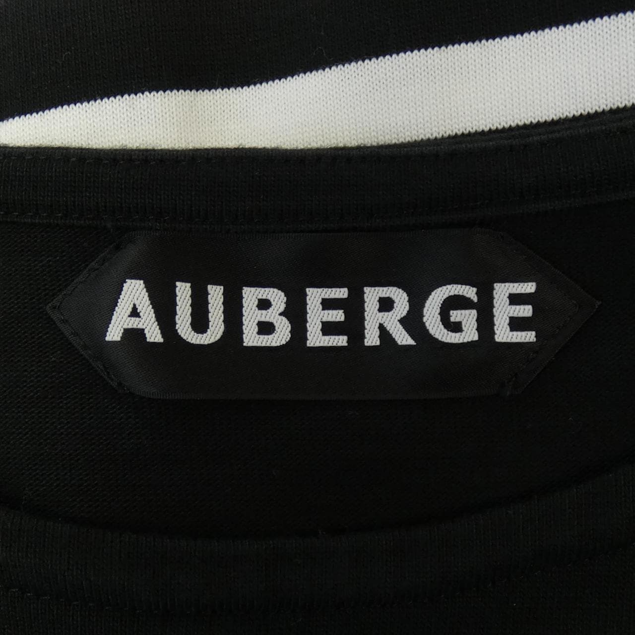 オーベルジュ AUBERGE Tシャツ