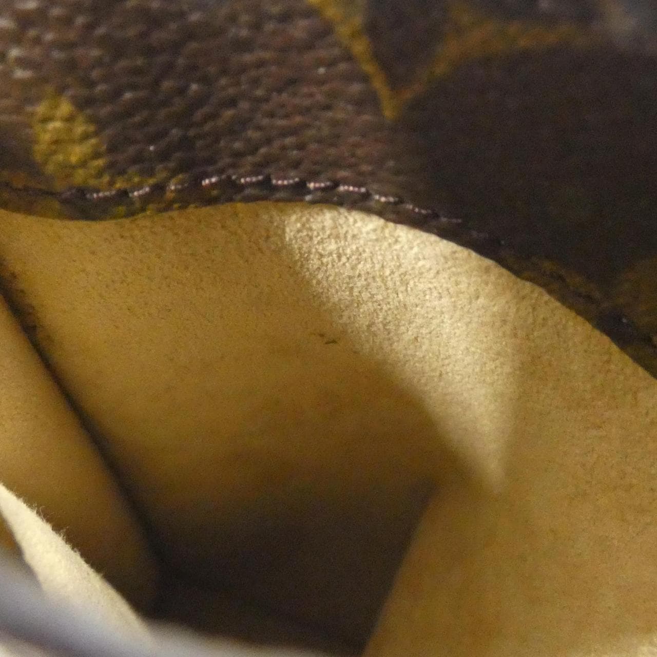 ルイヴィトン モノグラム エテュイ リュネット サーンプル M62962 グラスケース