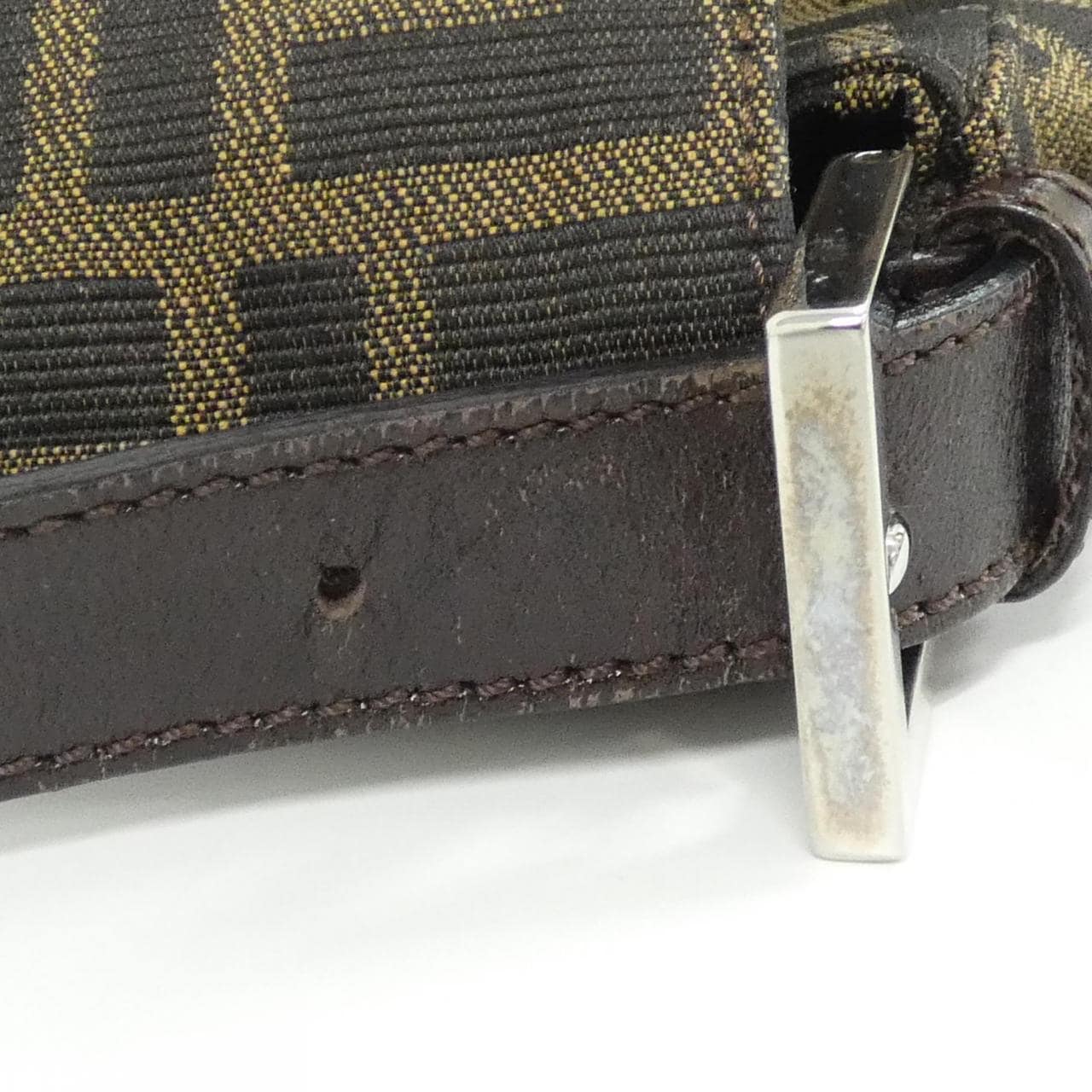 【ヴィンテージ】フェンディ マンマ バゲット 26325 ショルダーバッグ