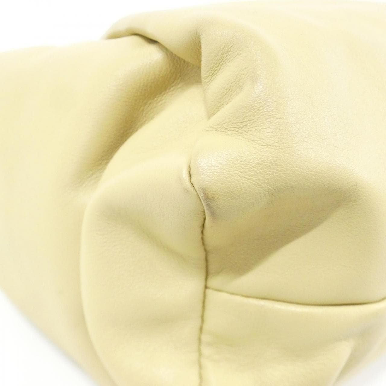 ボッテガヴェネタ 610524 VCP40 ショルダーバッグ