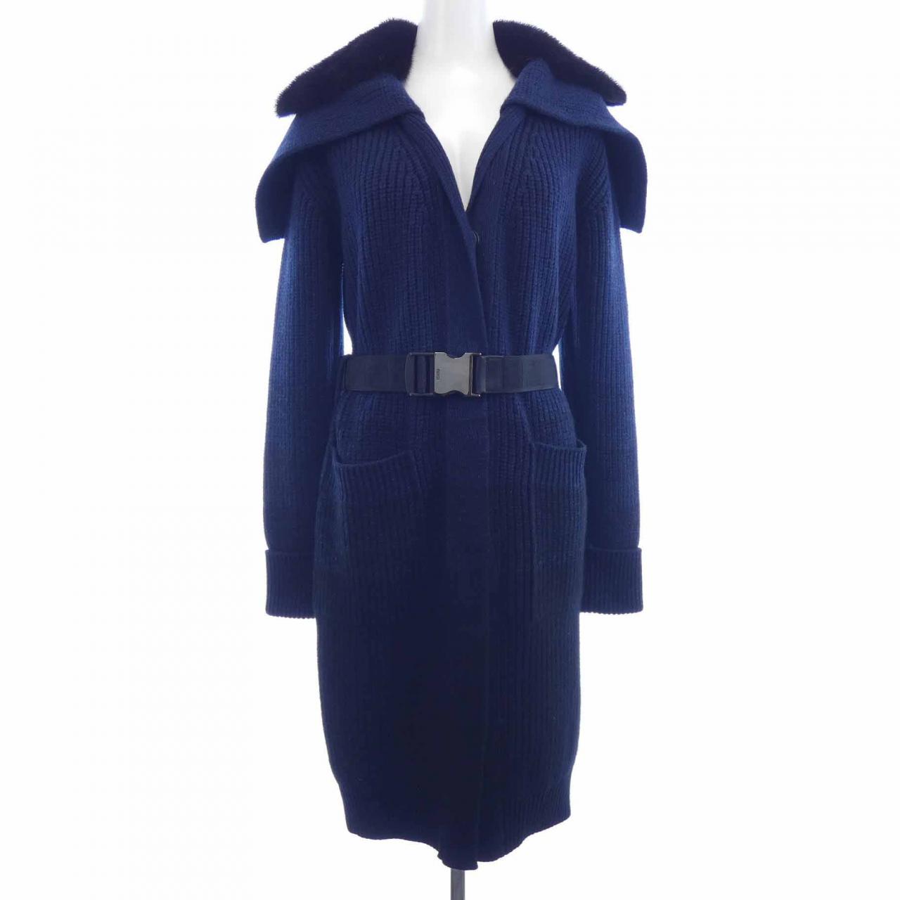 フェンディ FENDI FZF511 A8KT カーディガン