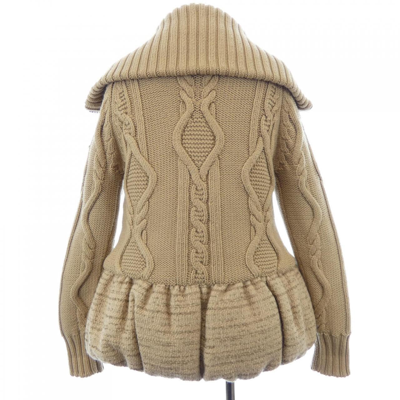 モンクレールガムルージュ MONCLER GAMMEROUGE 13072 SATURNE ダウンジャケット