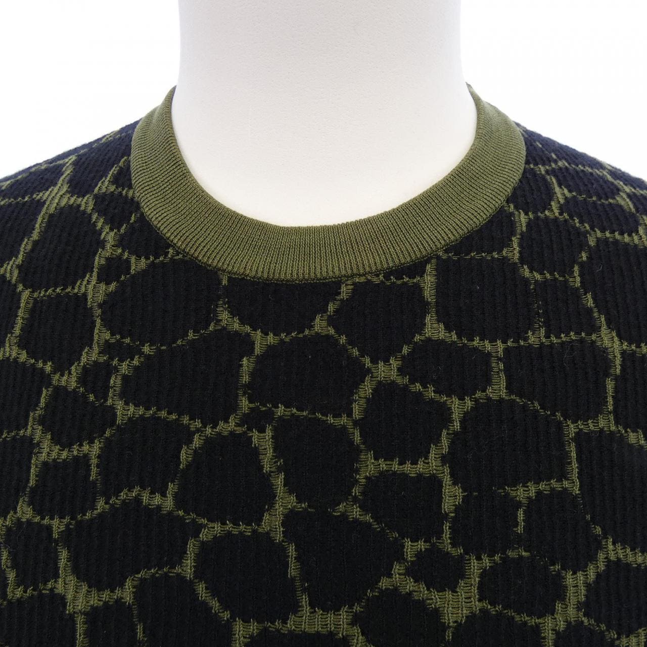 サルヴァトーレフェラガモ SALVATORE FERRAGAMO 12 0618 ニット