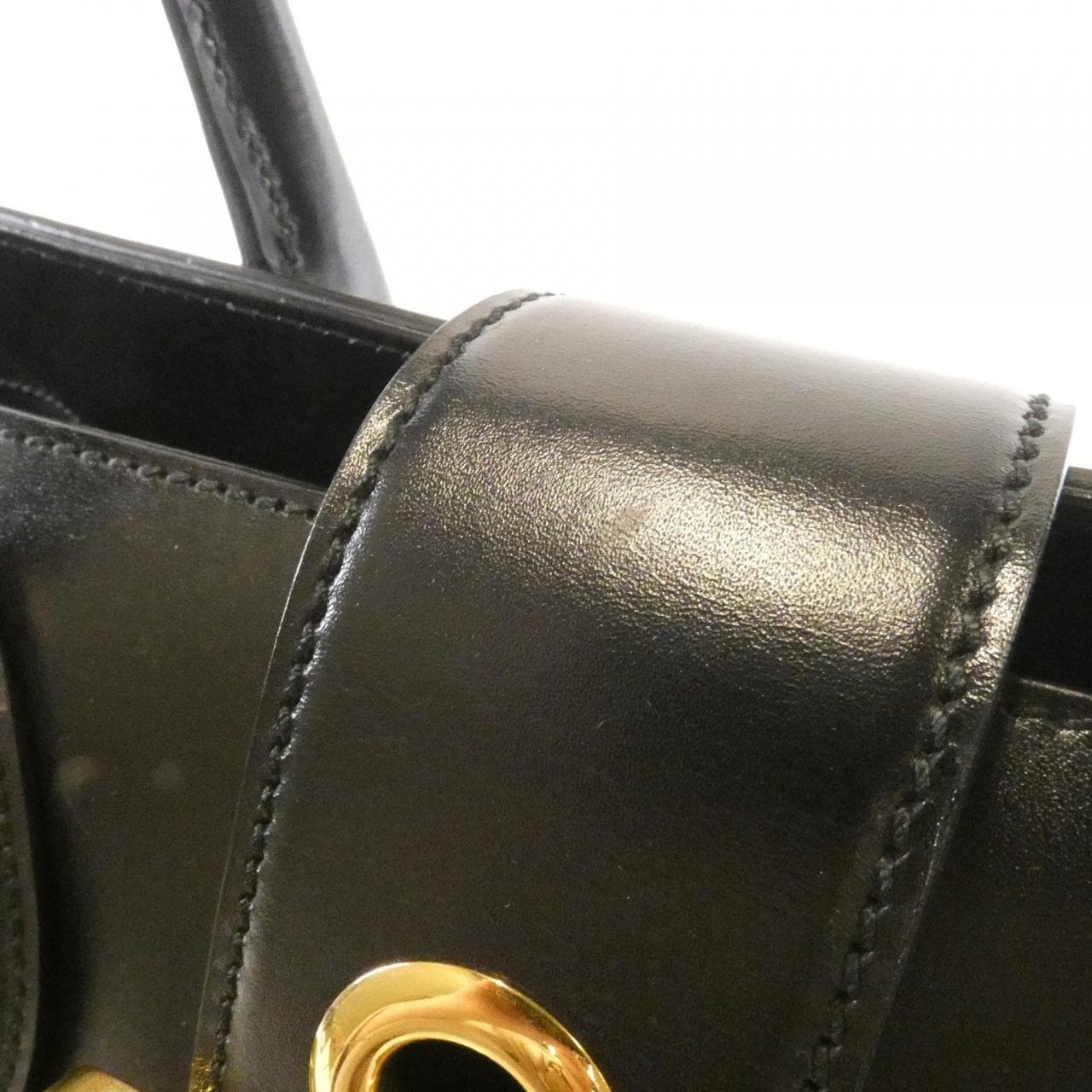 グッチ 323652 BNN0T バッグ