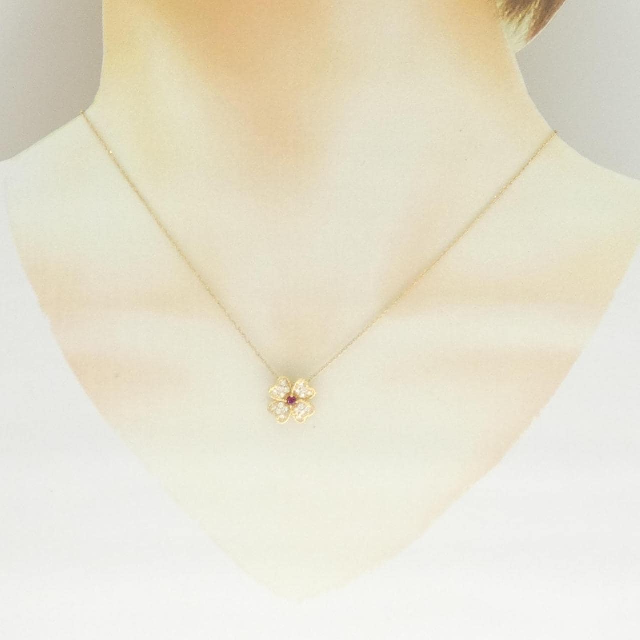 K18YG フラワー ルビー ネックレス
