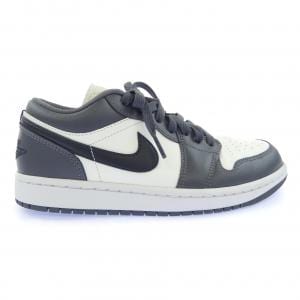 ナイキ NIKE DC0774-102 スニーカー