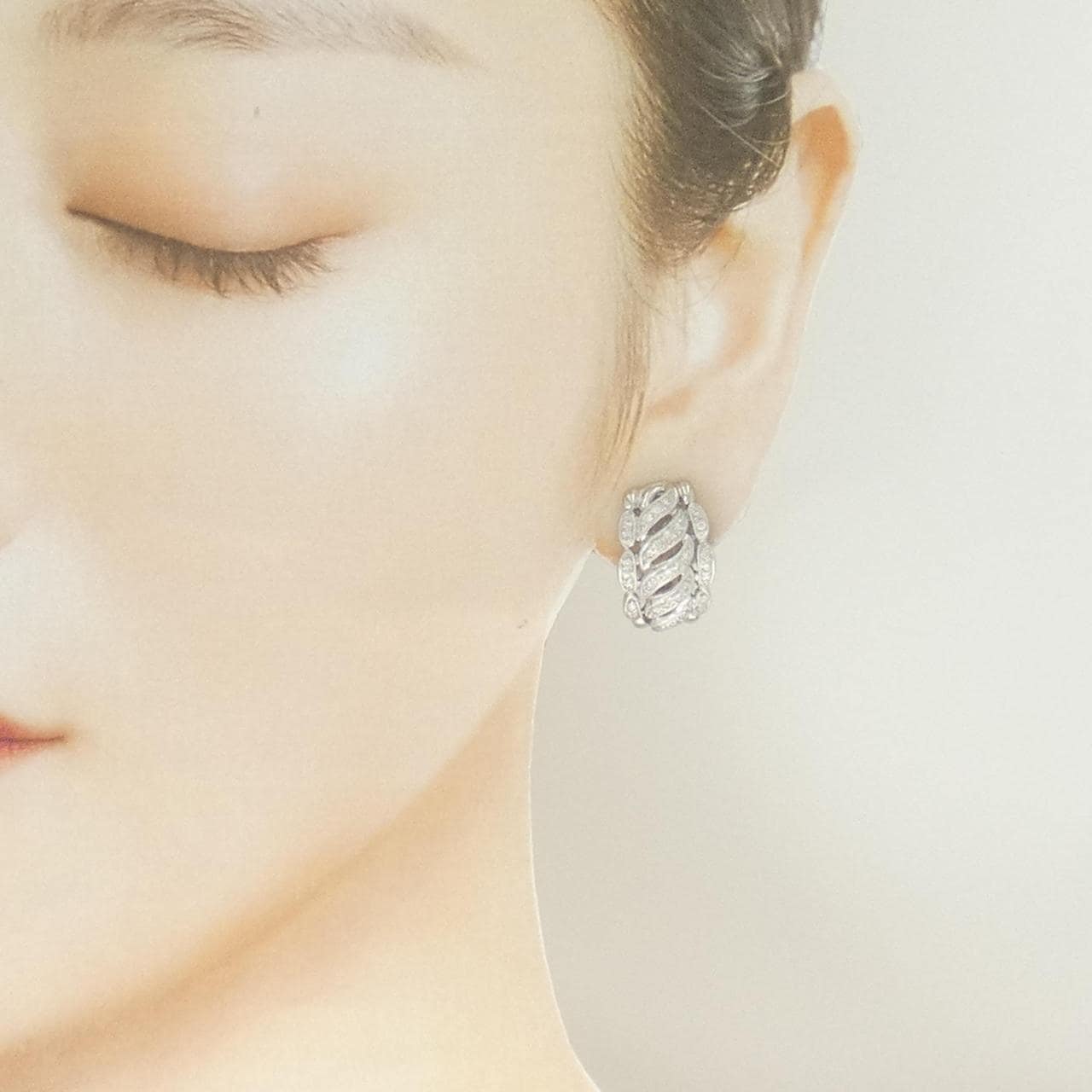 K18WG/K14WG鑽石耳環 0.52 克拉