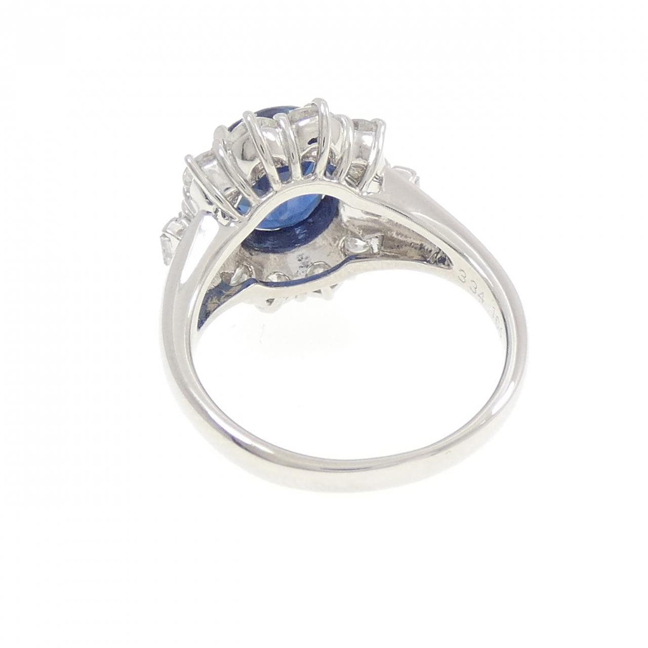 PT900 サファイヤ リング 3.34CT