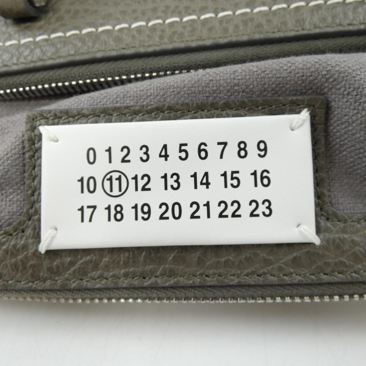 メゾンマルジェラ Maison Margiela 5AC CLASSIQUE S56WG0082 BAG