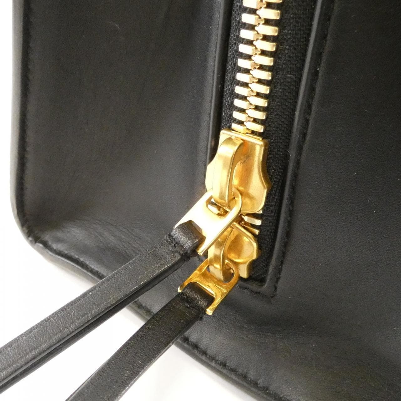 セリーヌ BOXY 175413VOB バッグ