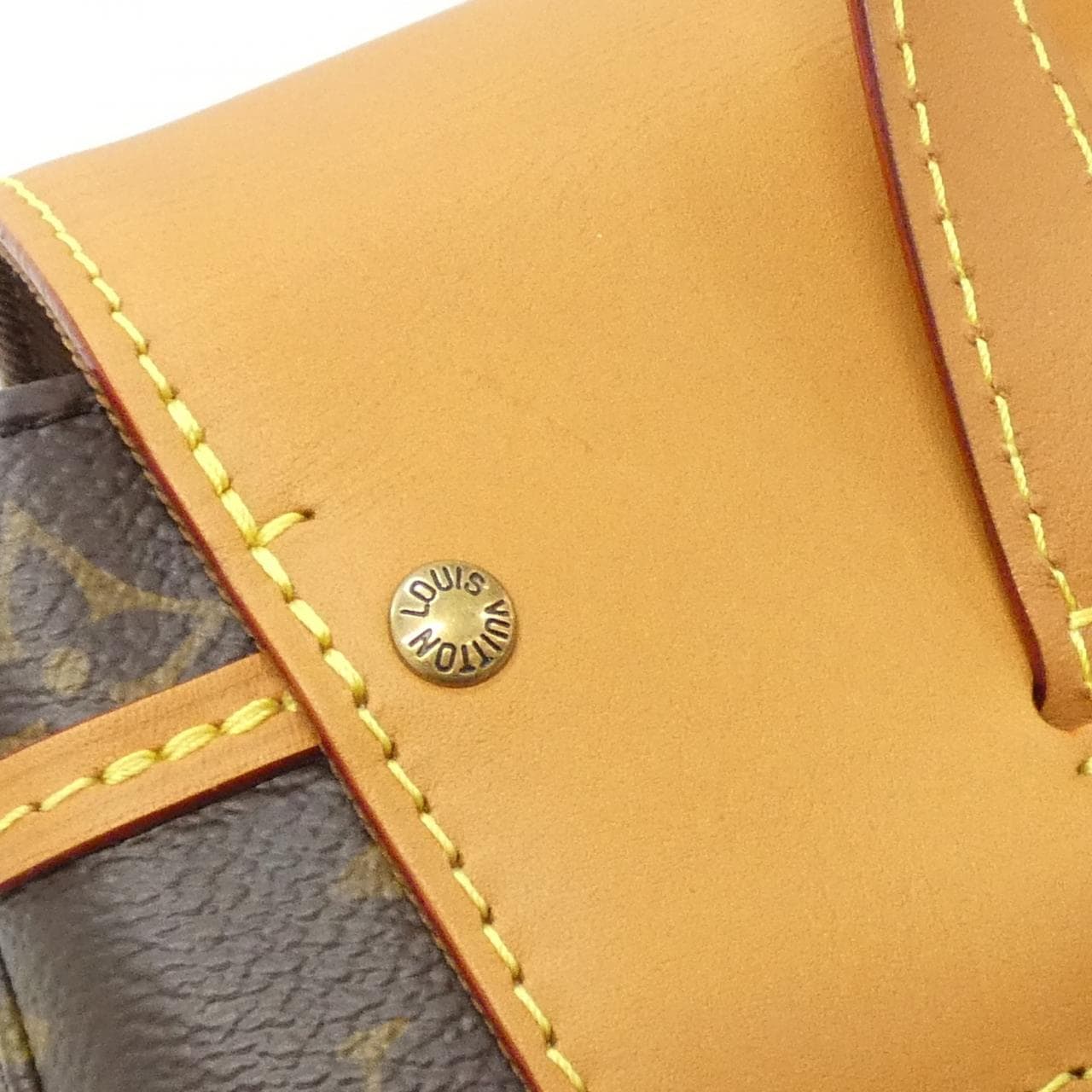 ルイヴィトン モノグラム トリオ バックパック M44658 リュックサック