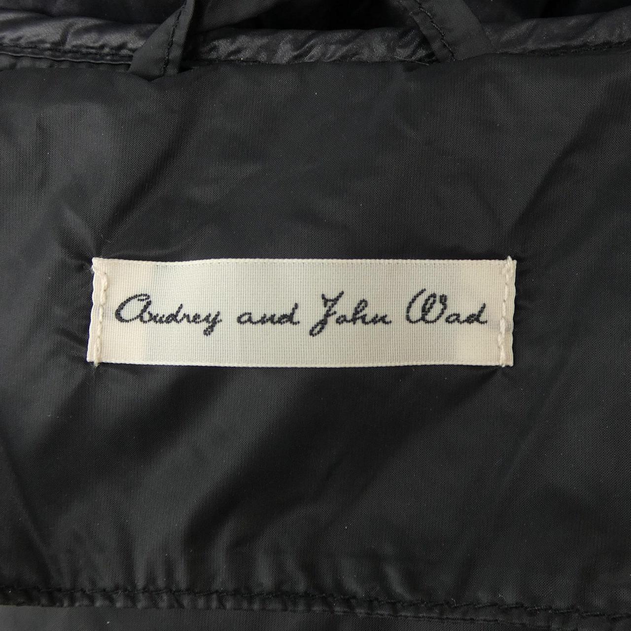オードリーアンドジョンワッド AUDREY and JOHN WAD ダウンベスト