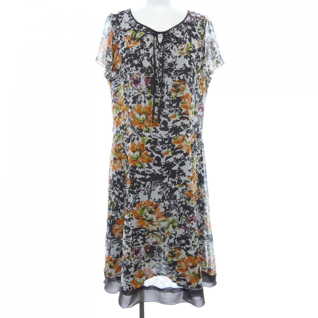 PINORE ワンピース