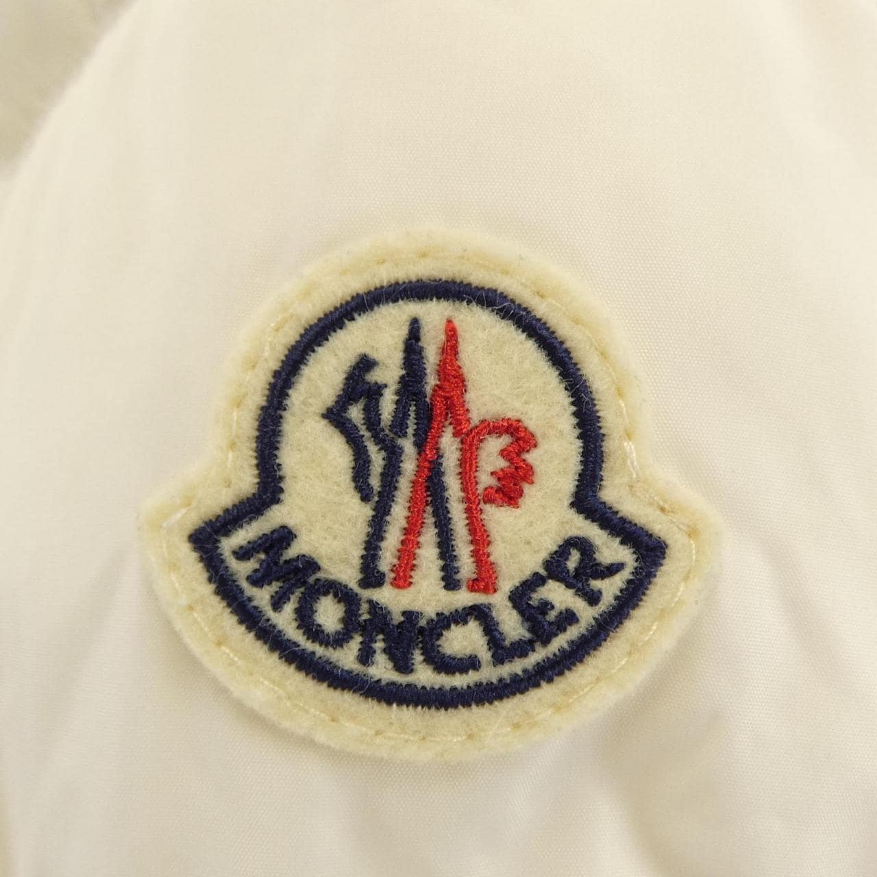 モンクレール MONCLER ARVOUIN ダウンジャケット