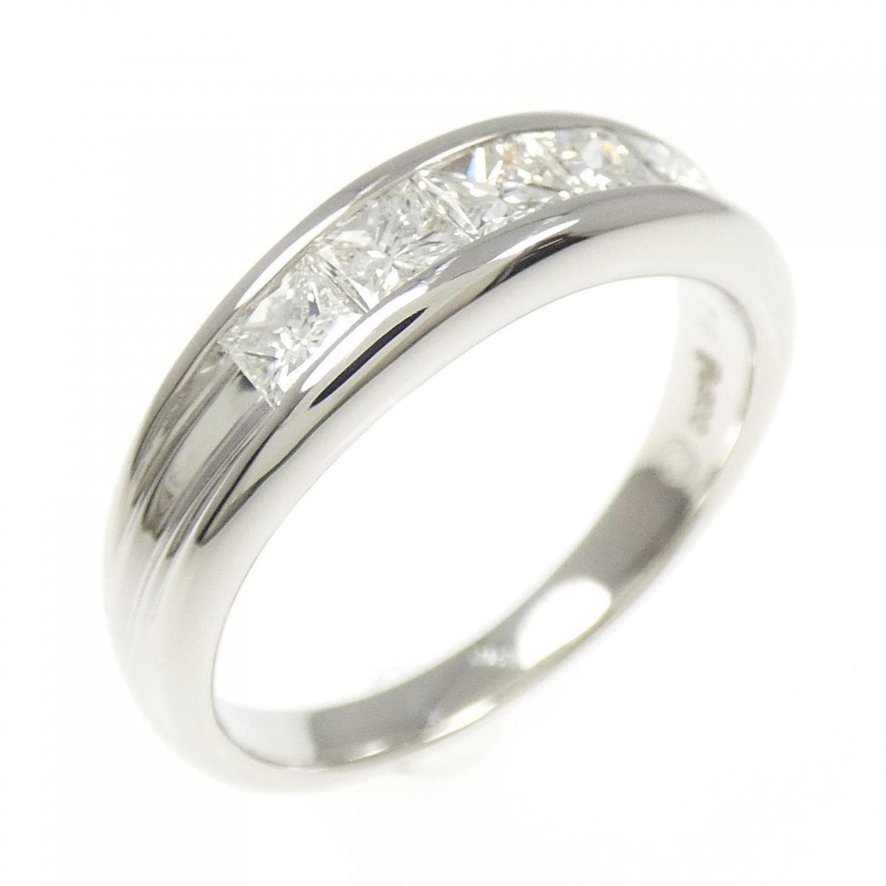 PT900 ダイヤモンド リング 0.70CT