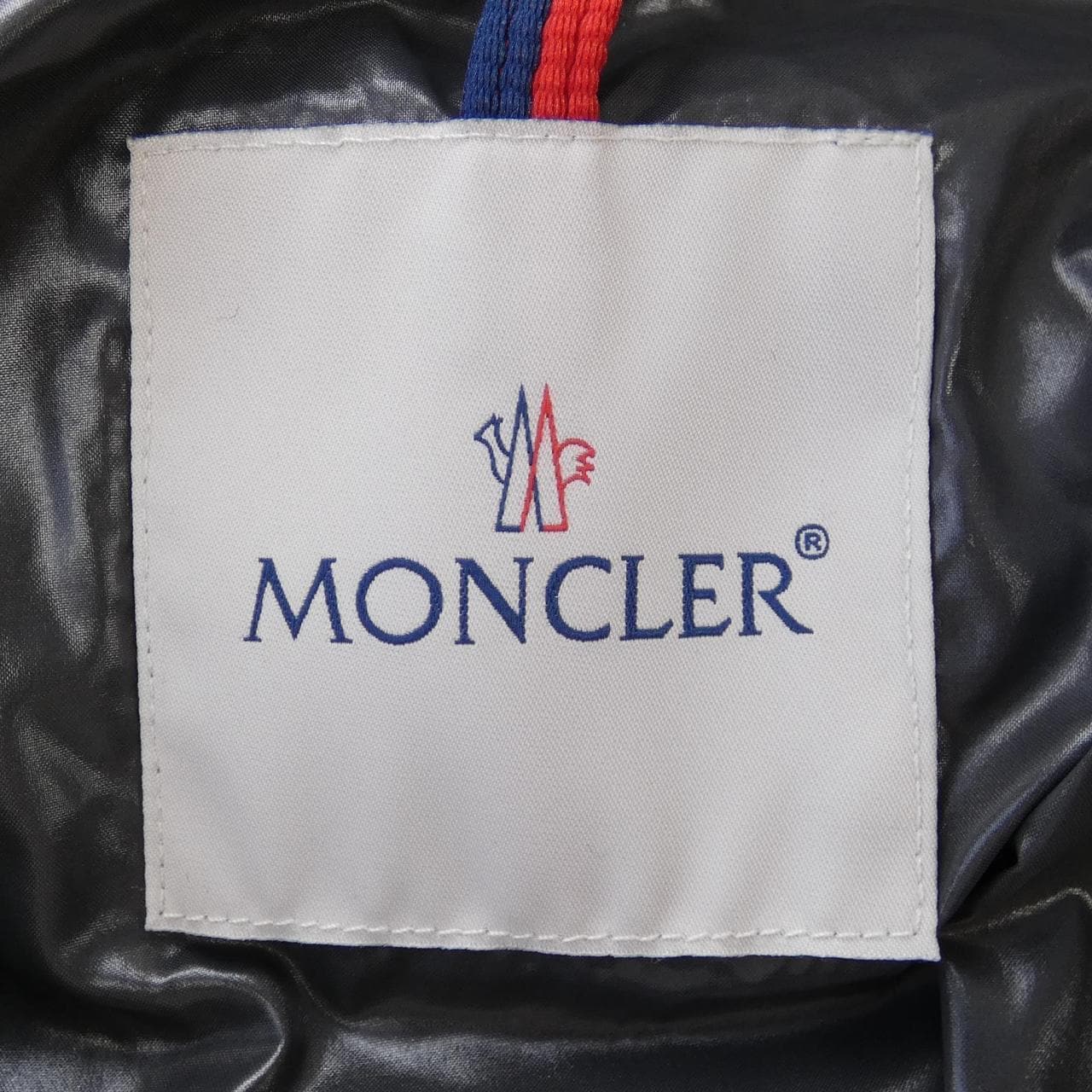 モンクレール MONCLER ダウンジャケット