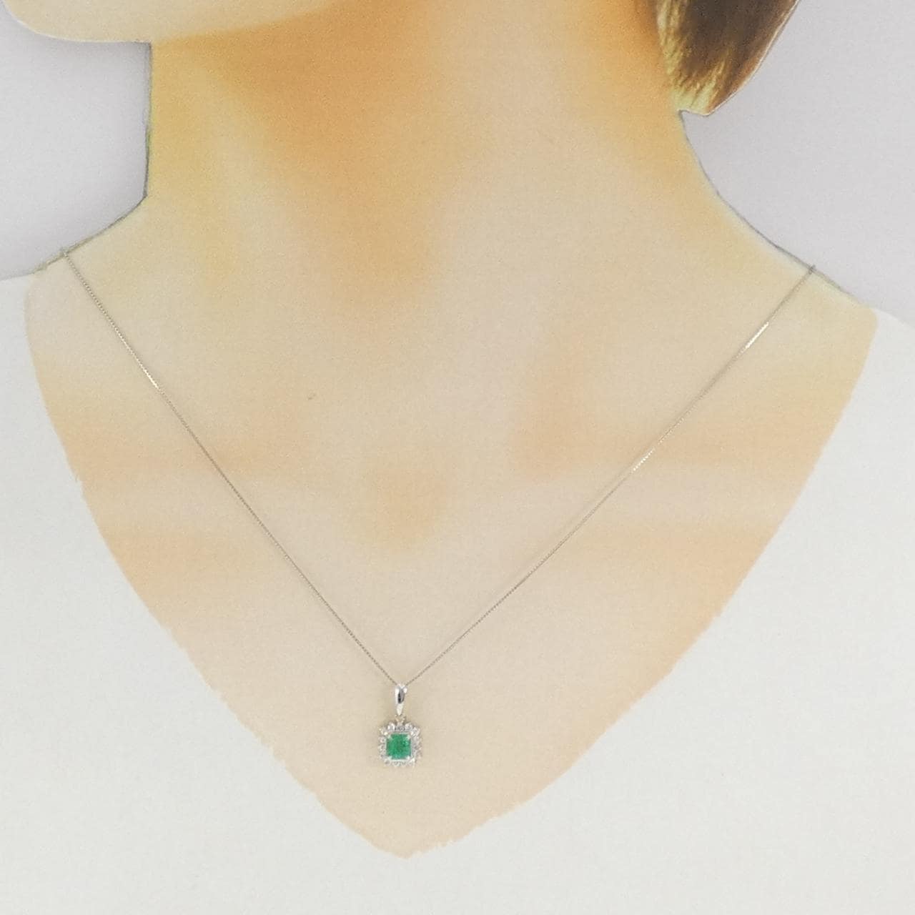 PT900/PT850 エメラルド ネックレス 0.55CT