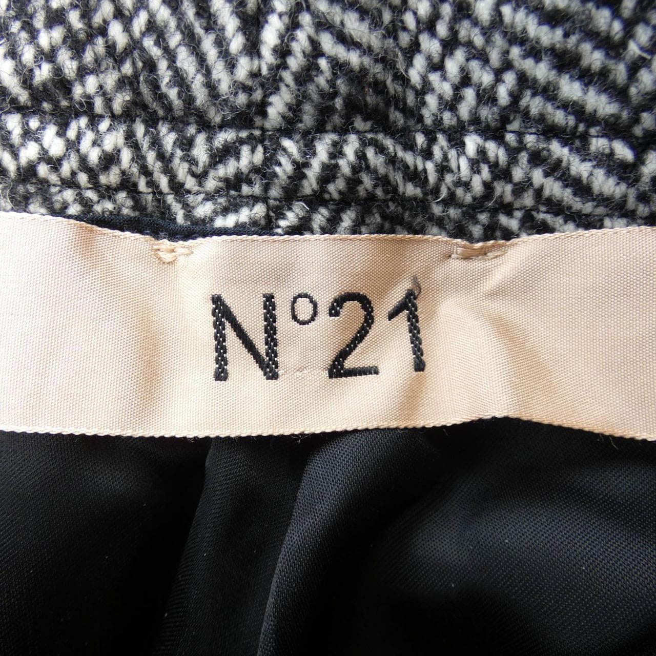 ヌメロヴェントゥーノ N°21 パンツ