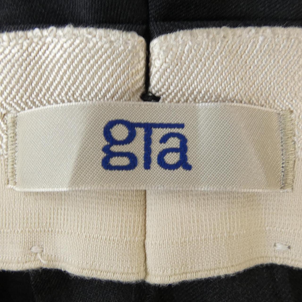ジーティーアー G.T.A パンツ