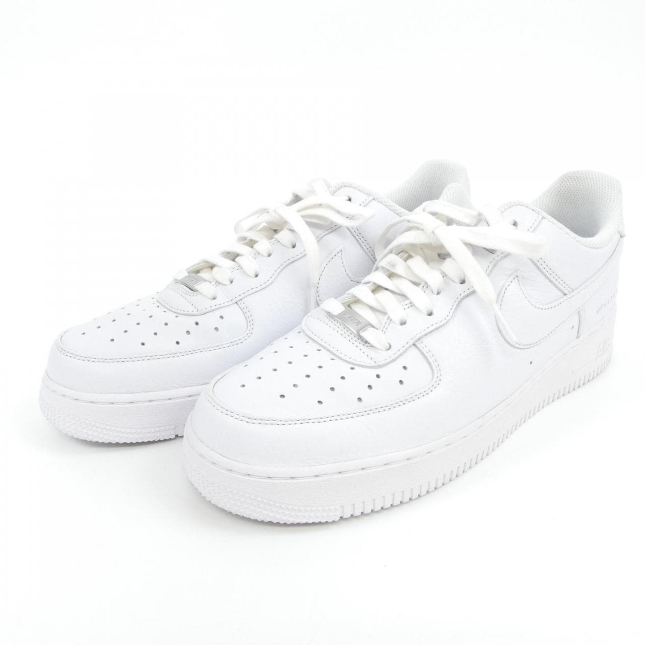 ナイキ NIKE スニーカー