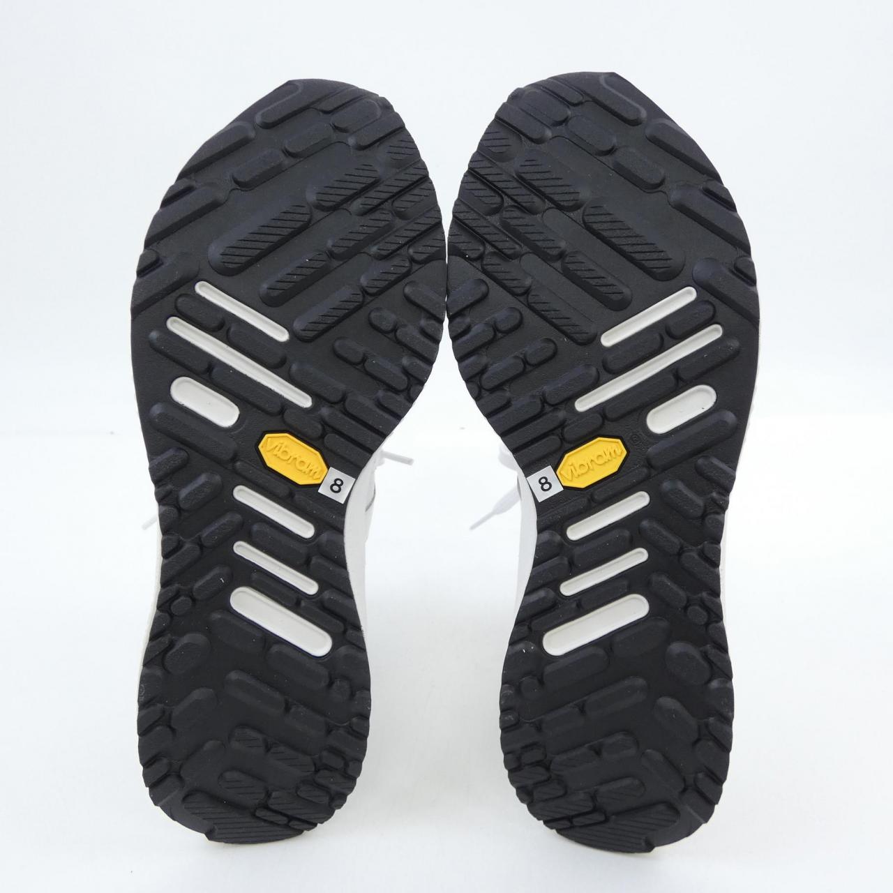 ダブルエイチ WH スニーカー