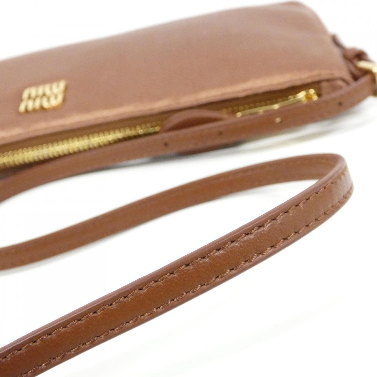[新品] MIU MIU 5NI007 手拿包