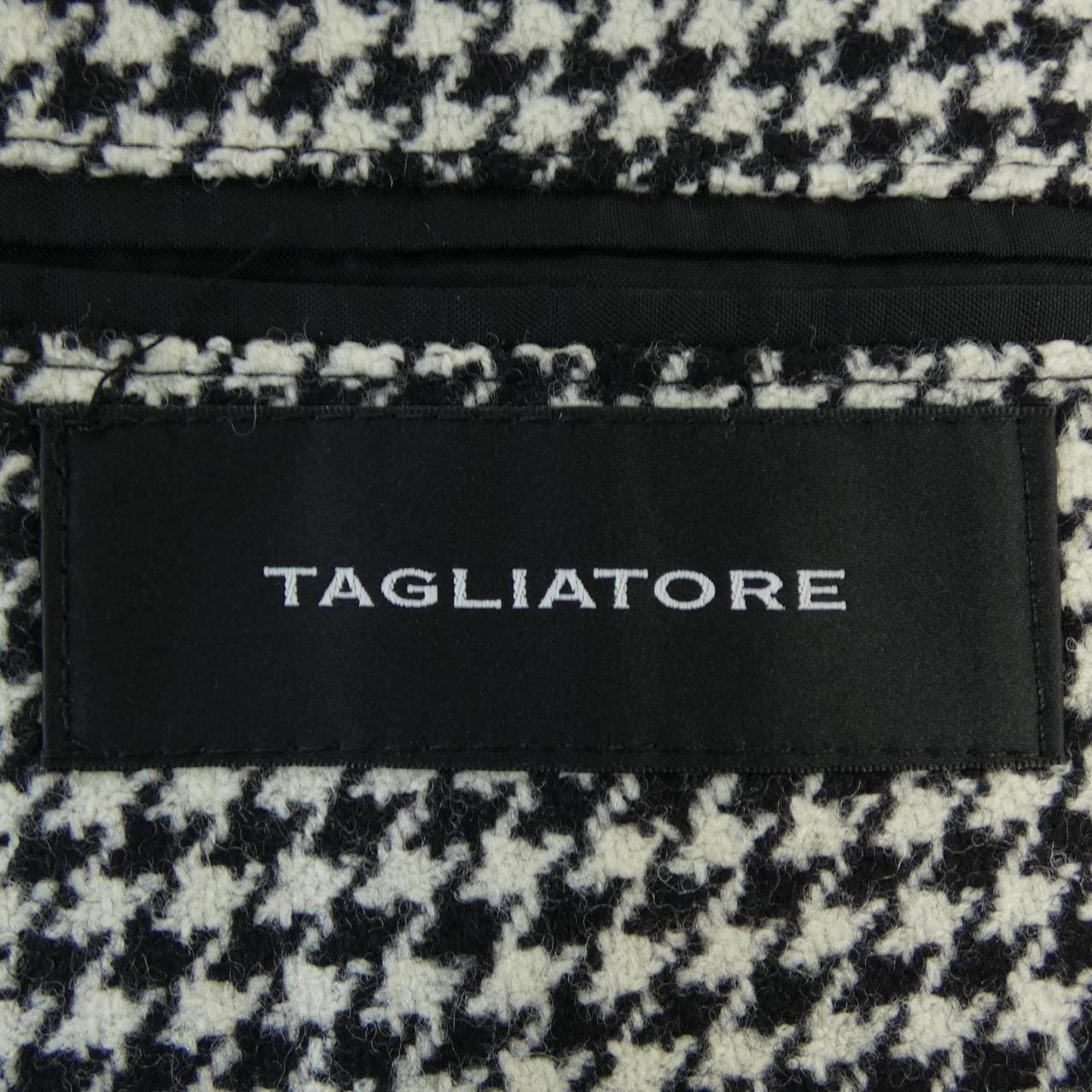 タリアトーレ TAGLIATORE ジャケット