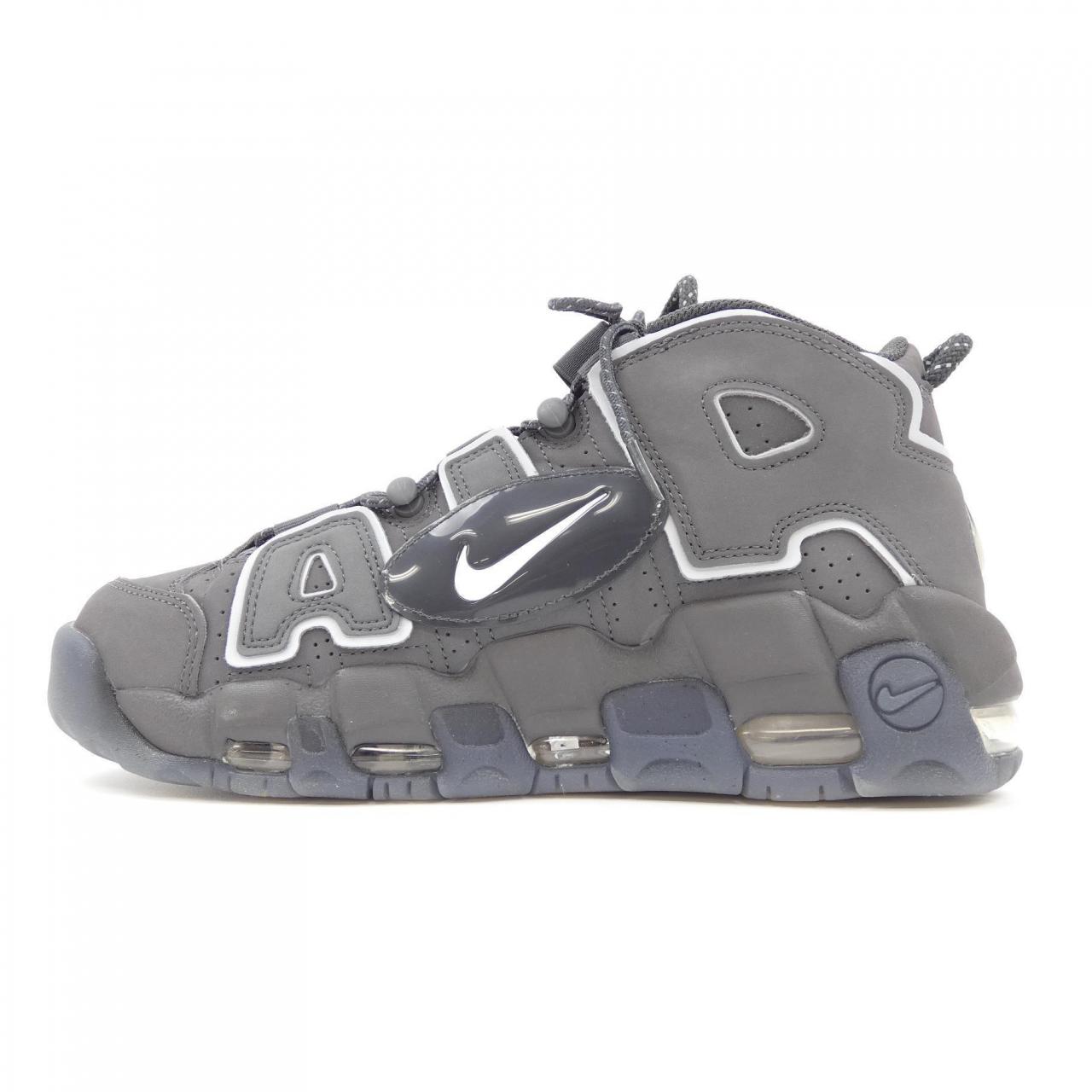 ナイキ NIKE スニーカー