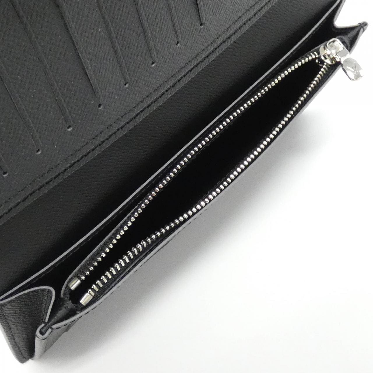 ルイヴィトン タイガ ポルトフォイユ ブラザ M81554 財布