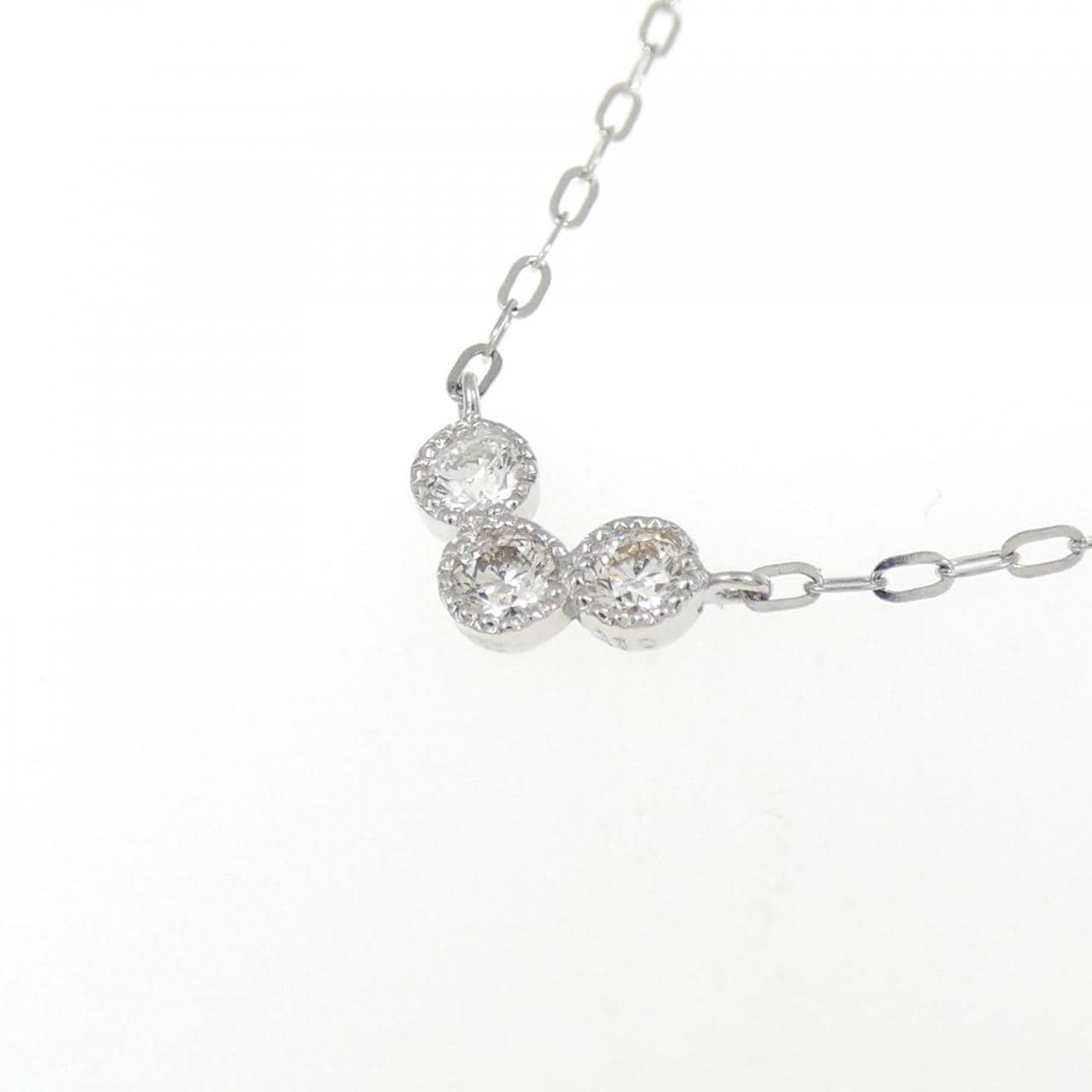 [BRAND NEW] PT Diamond Necklace 0.10CT