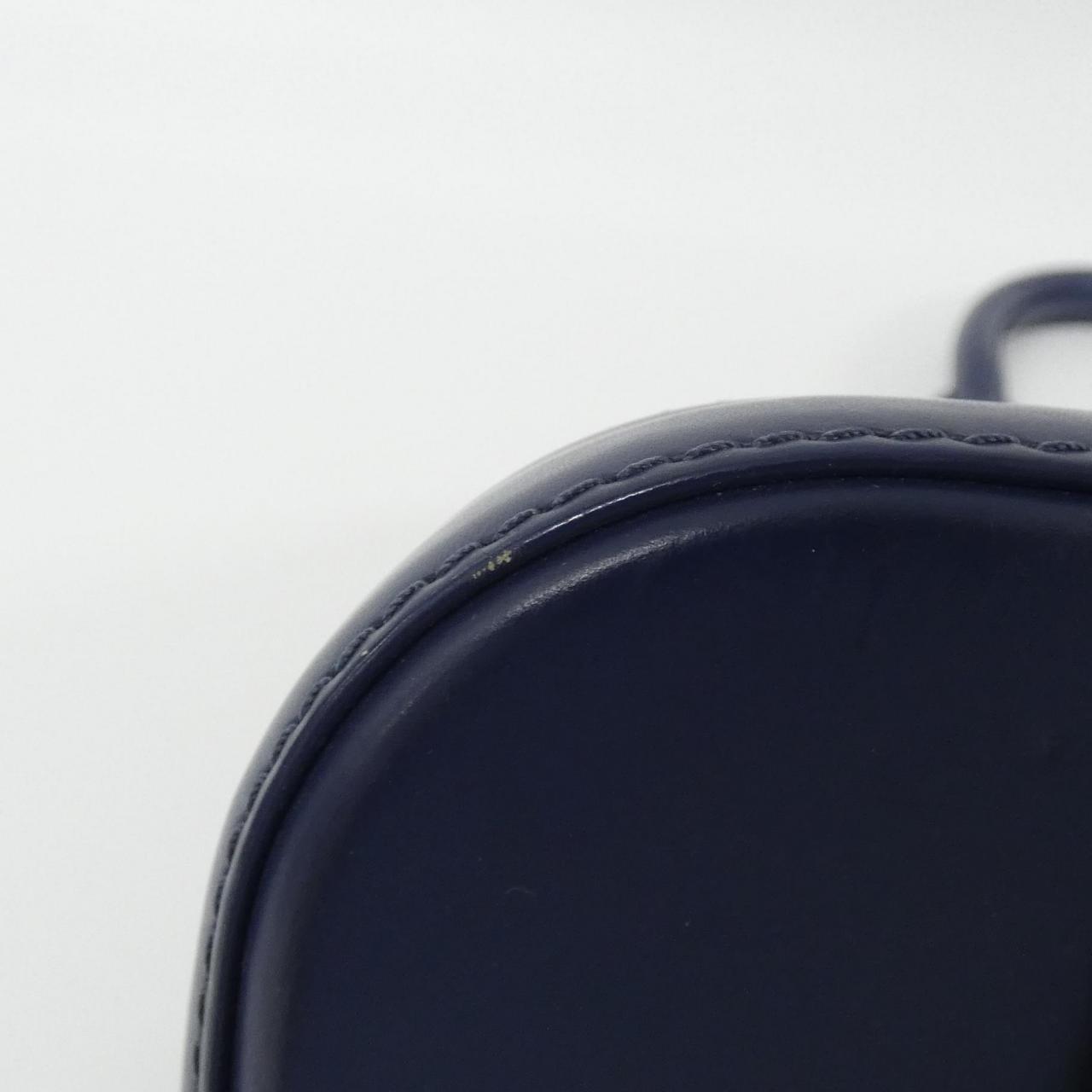 ルイヴィトン エピ アルマ PM M40620 バッグ