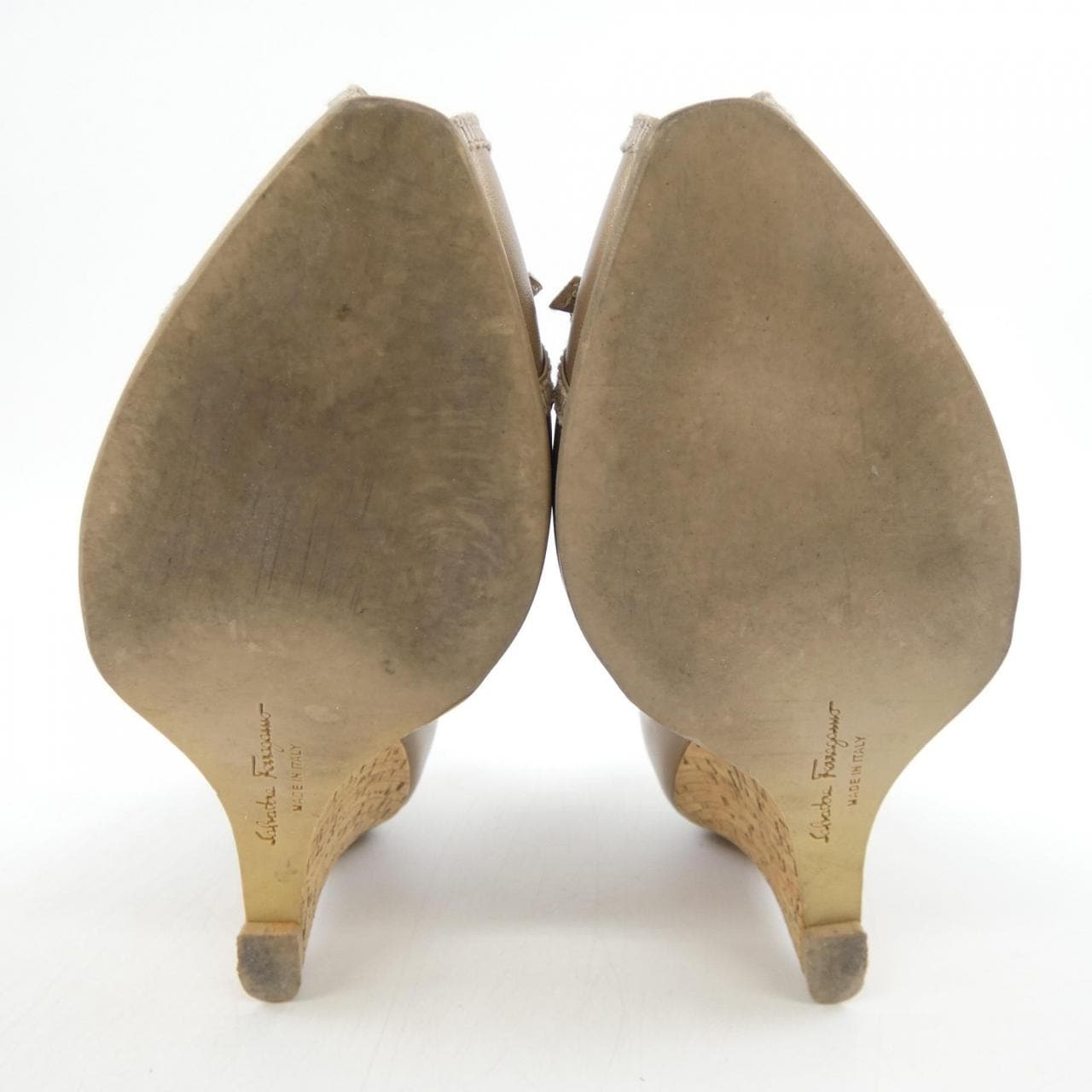 サルヴァトーレフェラガモ SALVATORE FERRAGAMO パンプス