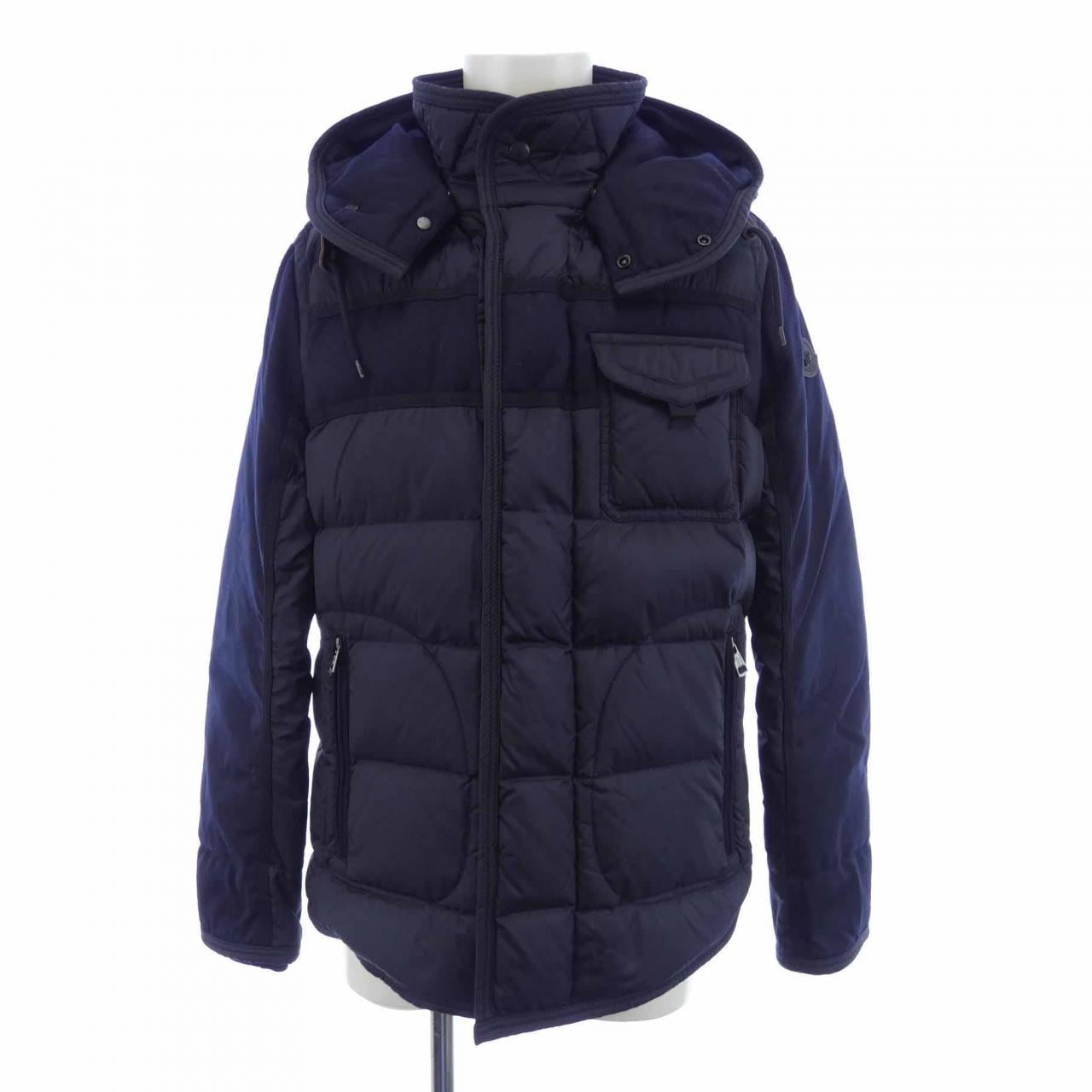 モンクレール MONCLER ダウンジャケット