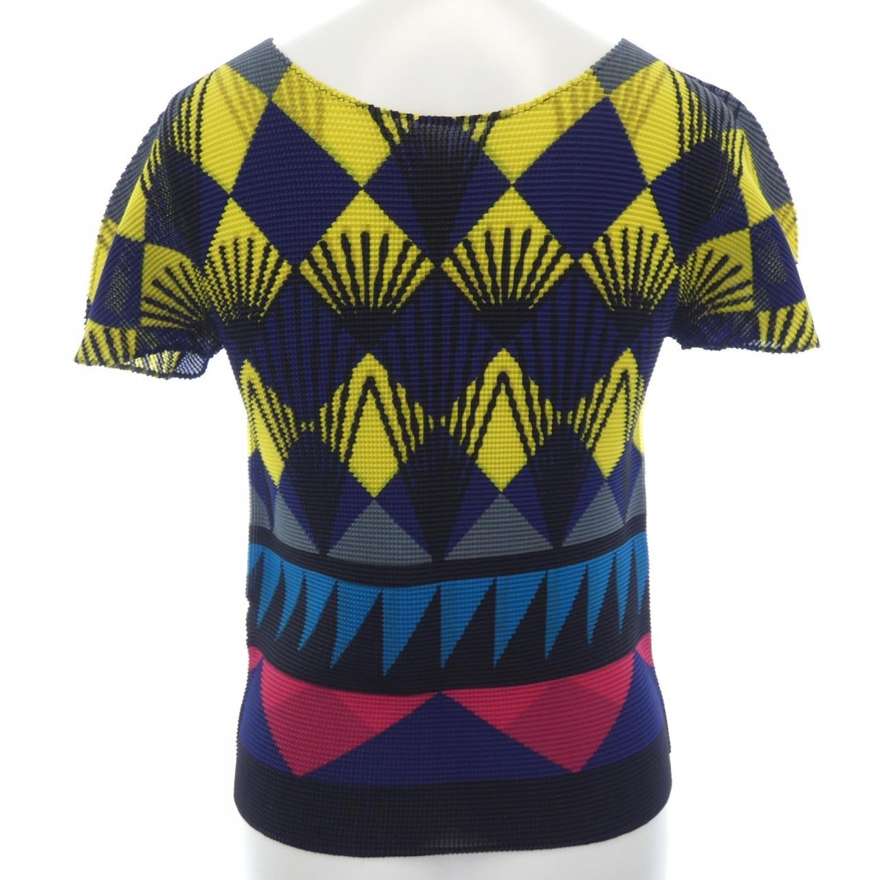 ミーイッセイミヤケ me ISSEY MIYAKE MI23FK366 トップス