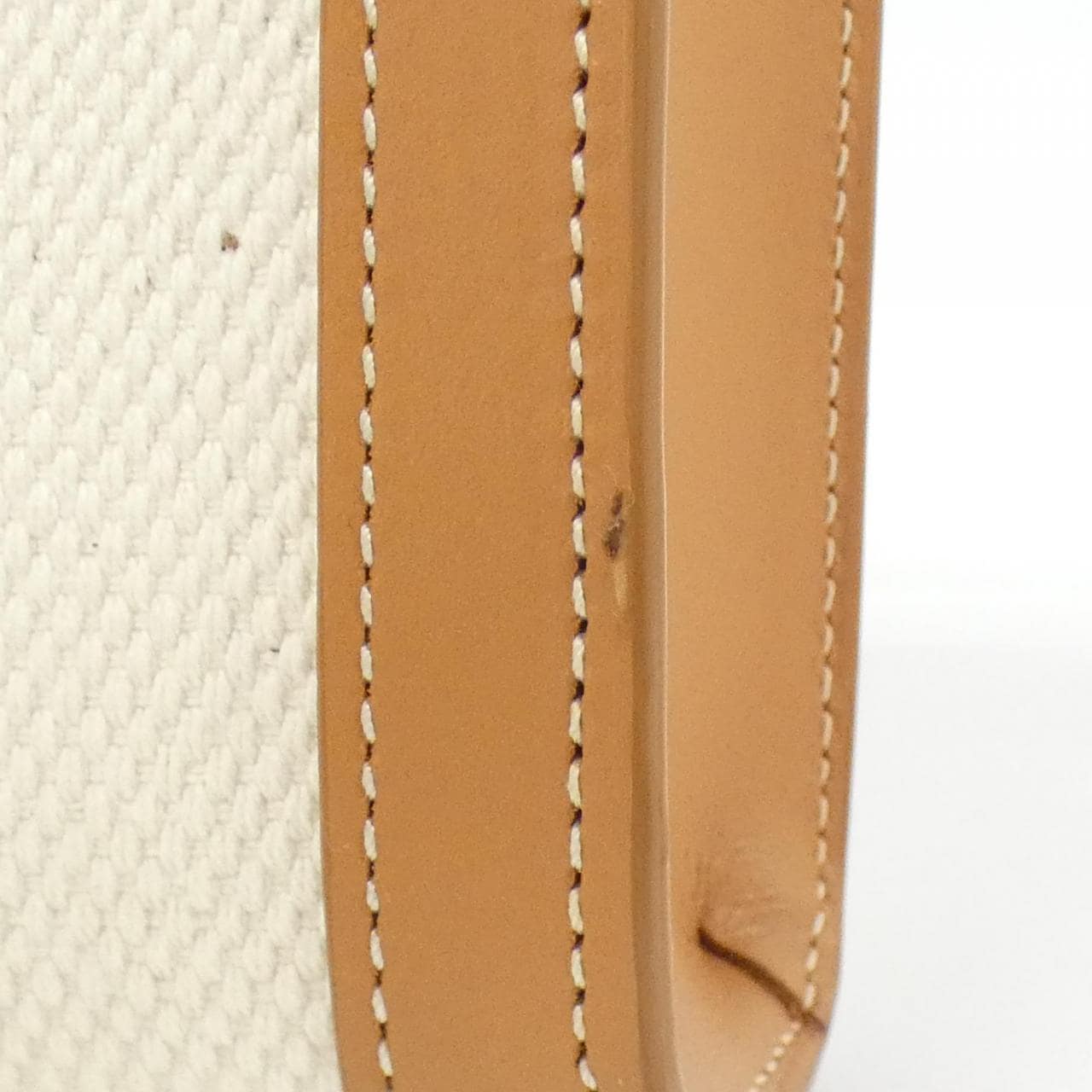 セリーヌ ミニ バーティカル カバ 193302BNZ バッグ