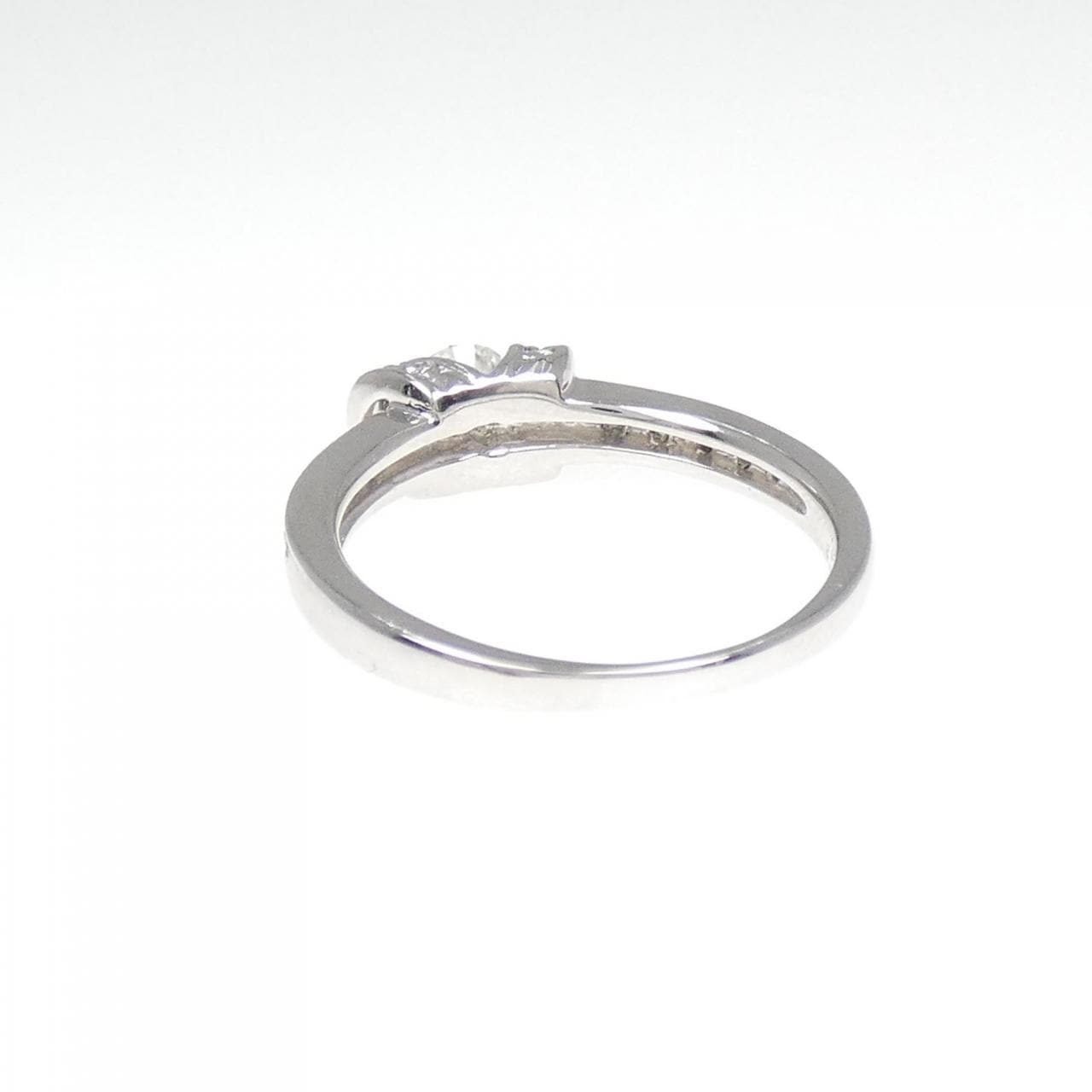 PT ダイヤモンド リング 0.302CT