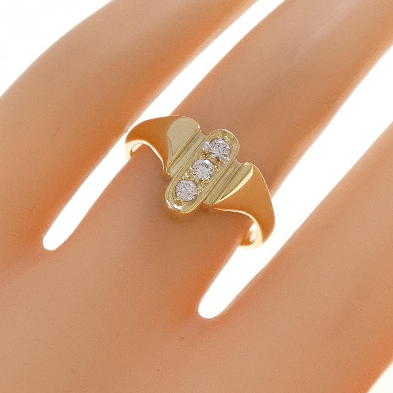 750YG ダイヤモンド リング