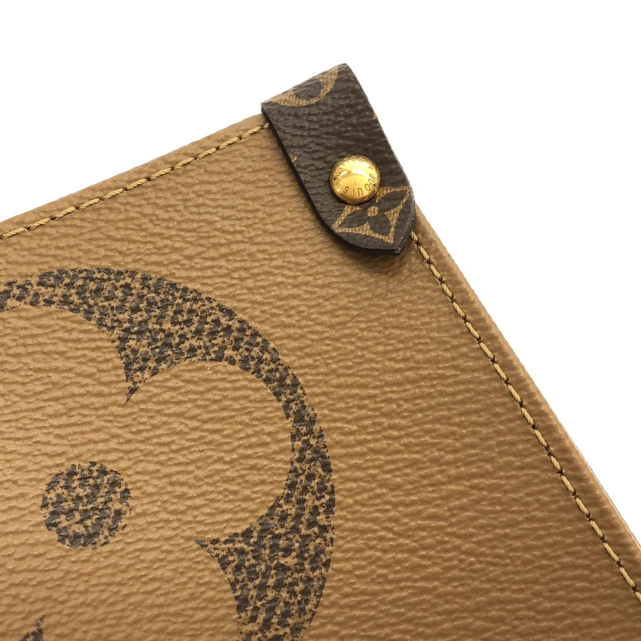 ルイヴィトン モノグラム ジャイアント オンザゴー GM M45320 バッグ