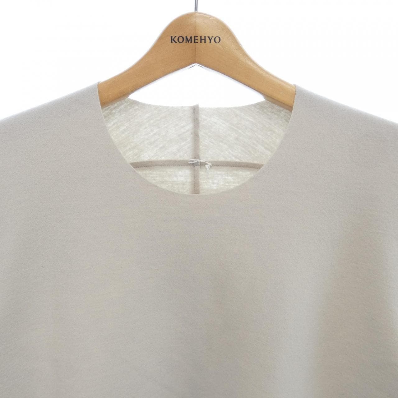 アタッチメント ATTACHMENT トップス