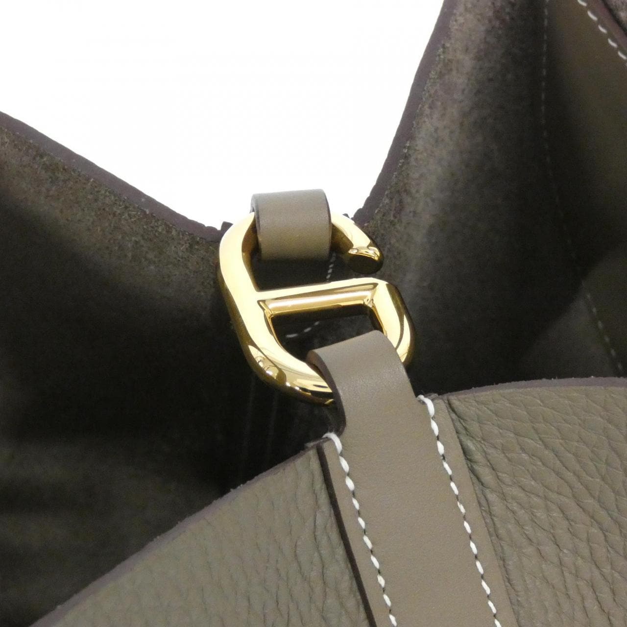 エルメス イン ザ ループ 18cm 084274CC バッグ