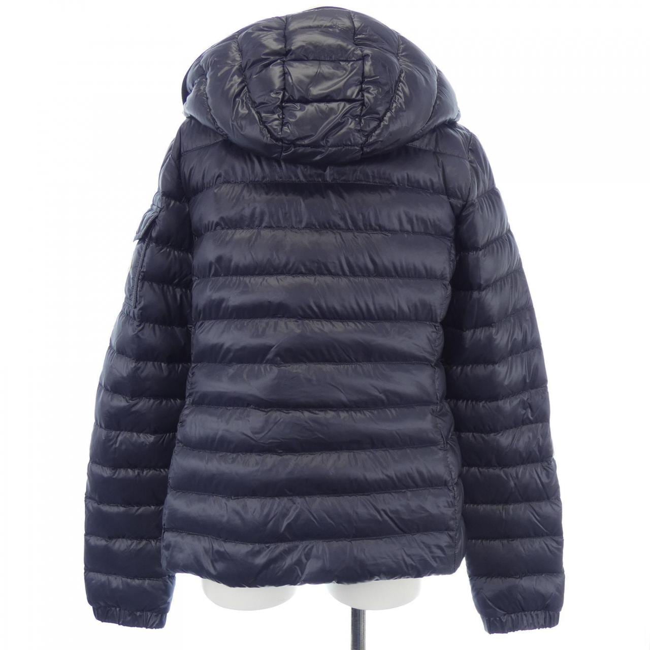 モンクレール MONCLER ダウンジャケット