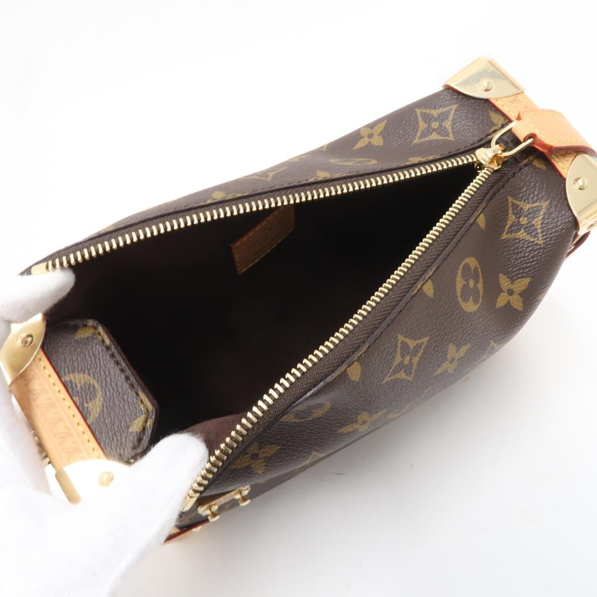 即購入74758LOUIS VUITTON ルイヴィトン 未使用品 アクセサリーポーチ　 モノグラムローズ ハンドバッグ PVC ブラウン レディース ハンドバッグ