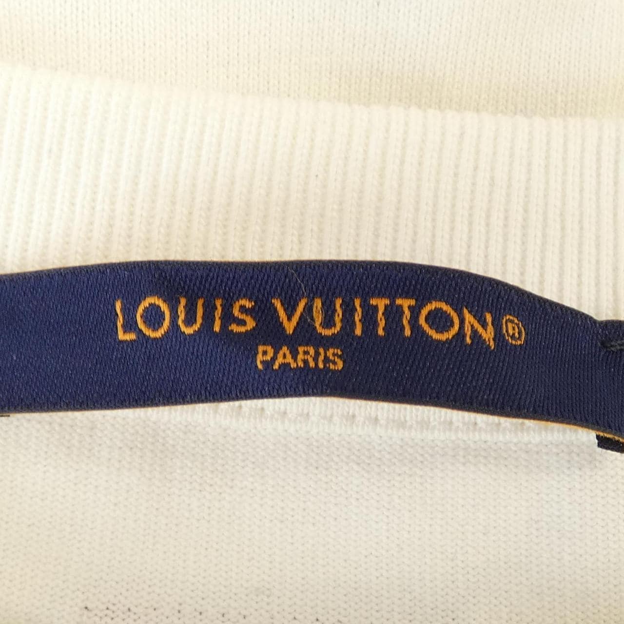 ルイヴィトン LOUIS VUITTON エンブロイダードショートスリーブTシャツ HRY29WNPL Tシャツ