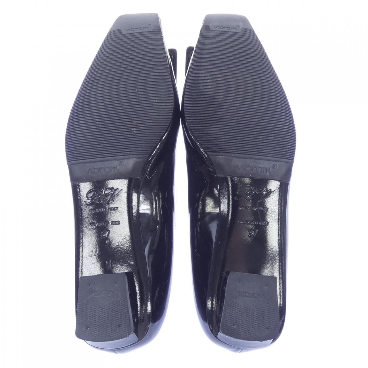 ロジェヴィヴィエ ROGER VIVIER RVW20802070OW0C609 シューズ